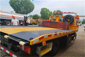 工农区附近拖车电话号码服务